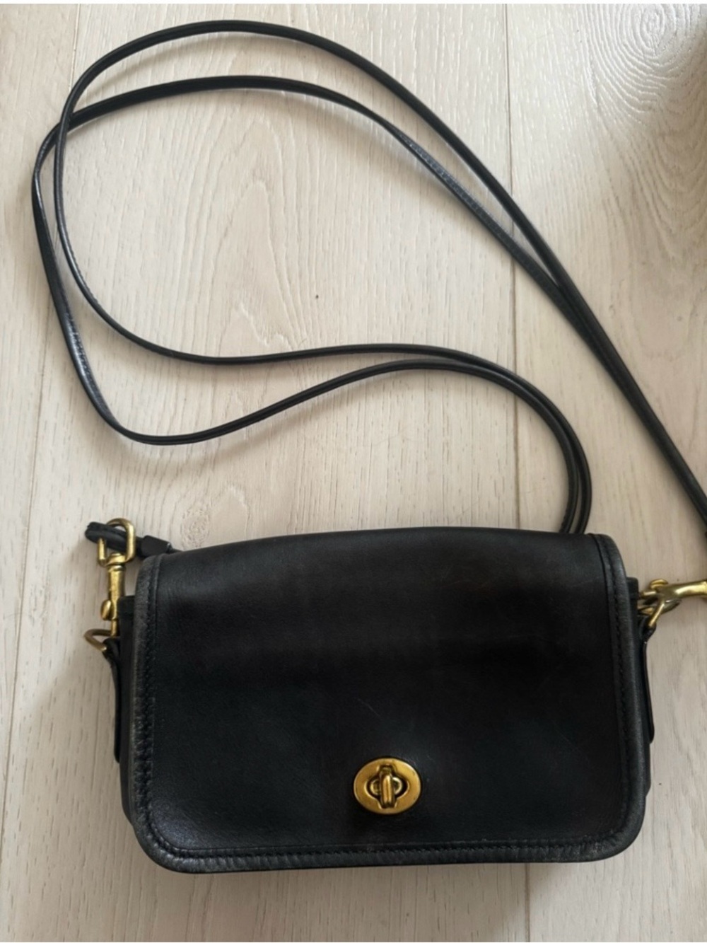 Coach Vintage 17994 Black Leather Classic Penny Crossbody Bag VGUC